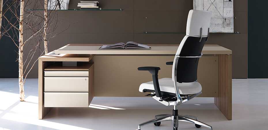 IVM - Italian high quality executive office desk Athos, attorney desk