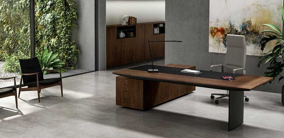 Modern office desk Oyster by Ora Office, design Roberto Danesi