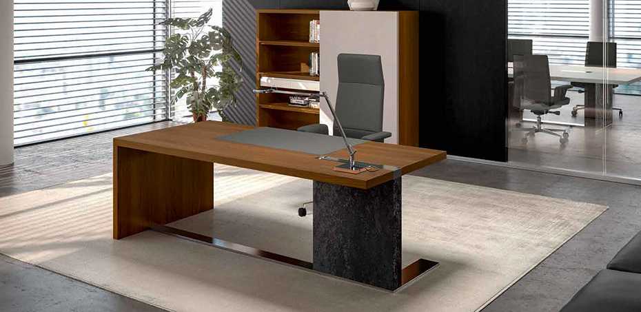 Modern office desk Oyster by Ora Office, design Roberto Danesi